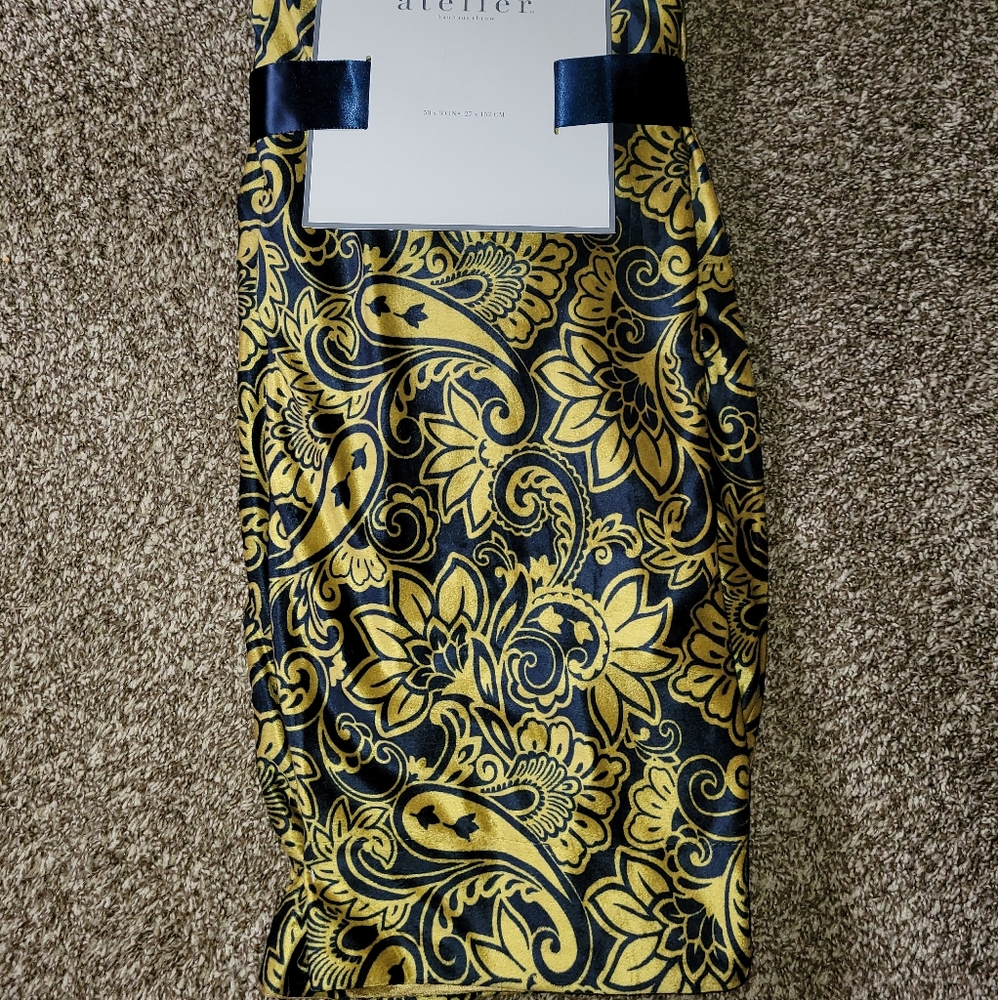 Atelier Baushaus Throw 50 x 60 New